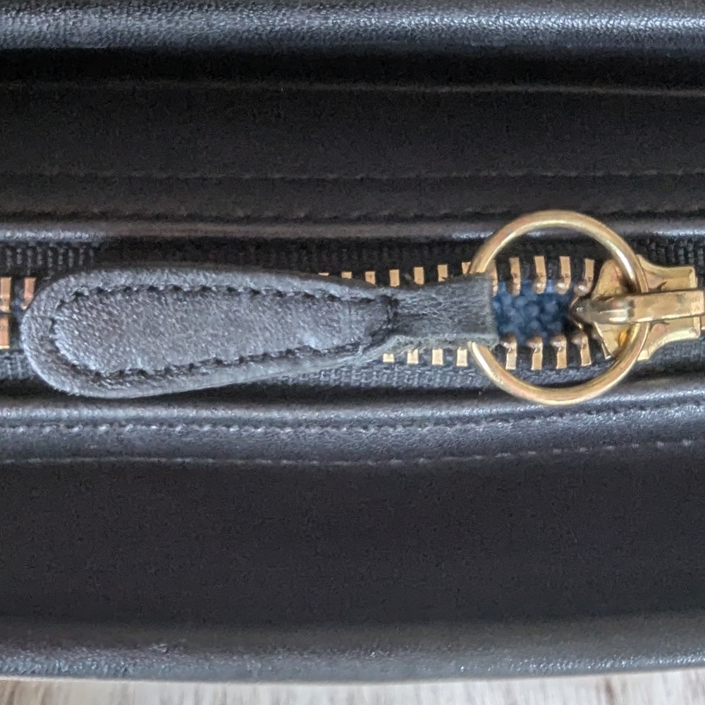 Vintage Restored Coach Legacy Compartment Leather Bag No. 9164 - Picture 10 of 16